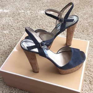 Michael Kors platform sandals 👡